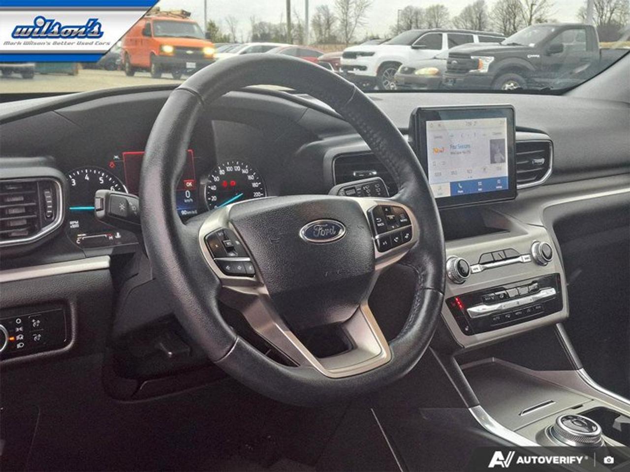 2024 Ford Explorer XLT | Leather | Heated Seats | CarPlay + Android | Rear Camera | and More ! Photo