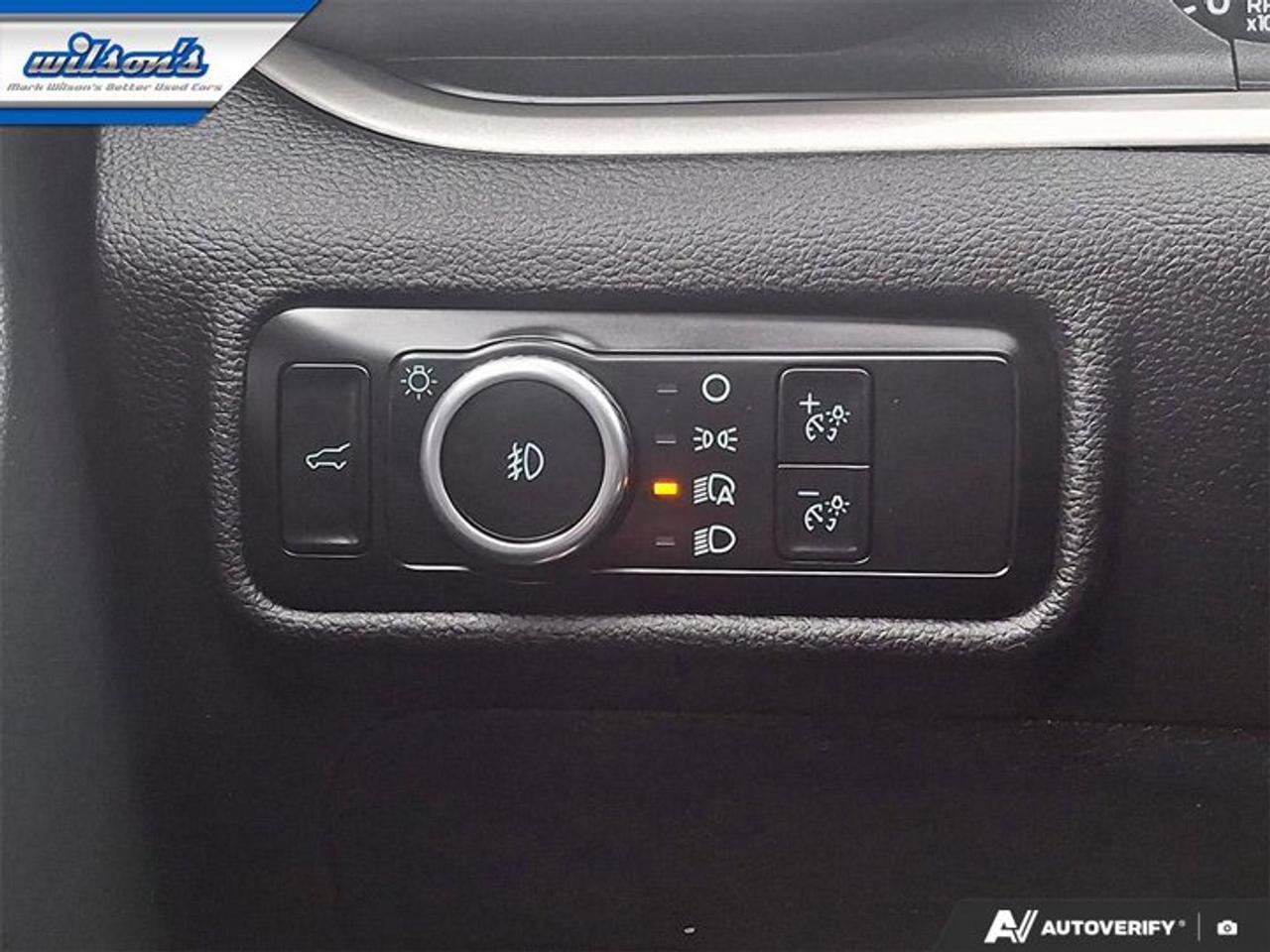 2024 Ford Explorer XLT | Leather | Heated Seats | CarPlay + Android | Rear Camera | and More ! Photo