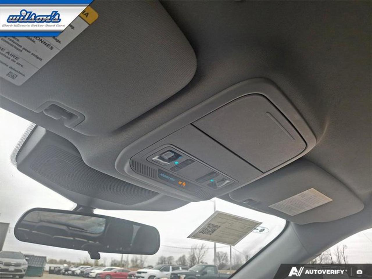 2024 Ford Explorer XLT | Leather | Heated Seats | CarPlay + Android | Rear Camera | and More ! Photo
