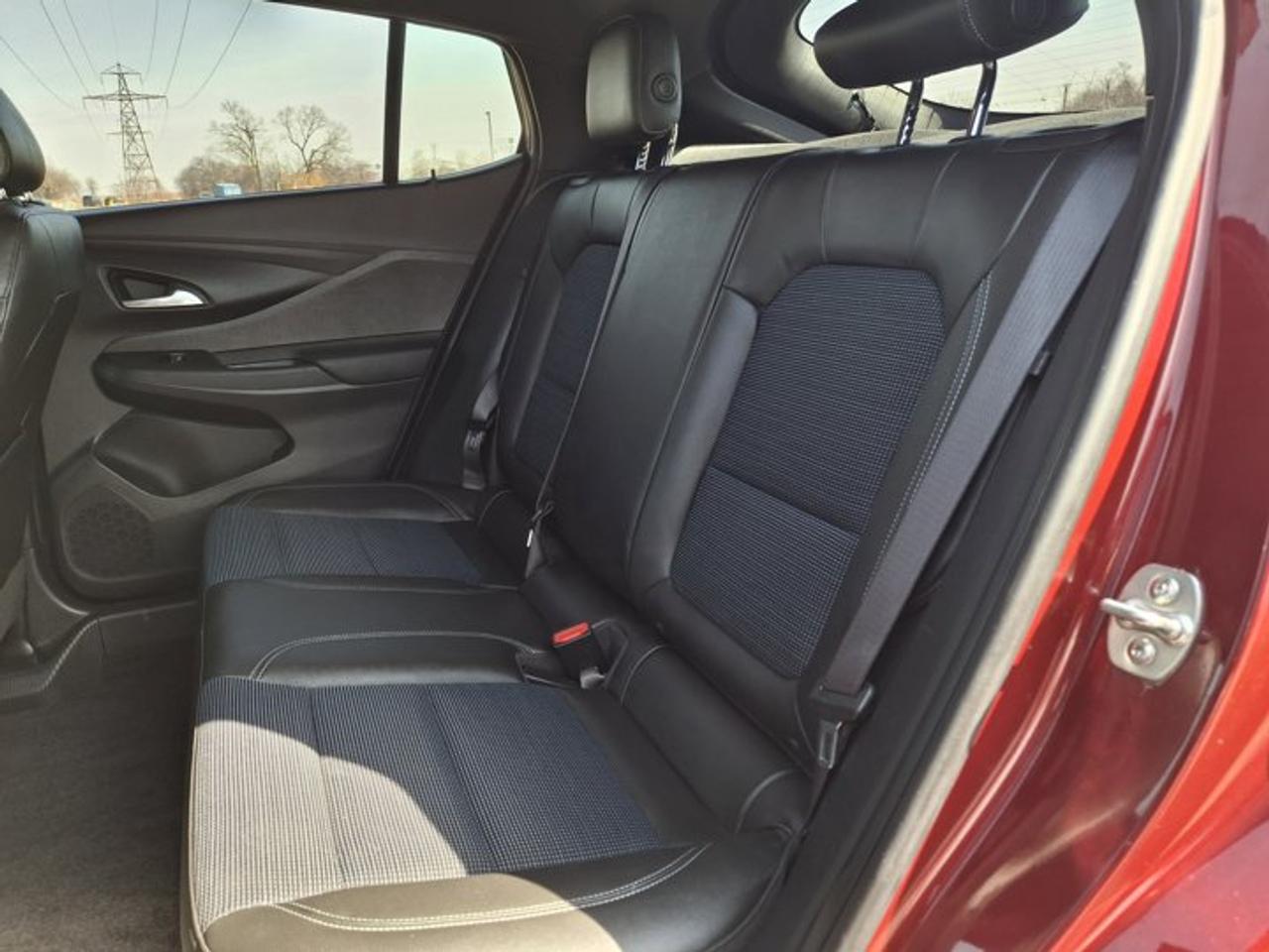 2024 Buick Envista Preferred | Power Seat | Heated Seats | CarPlay + Android | Rear Camera | and More ! Photo