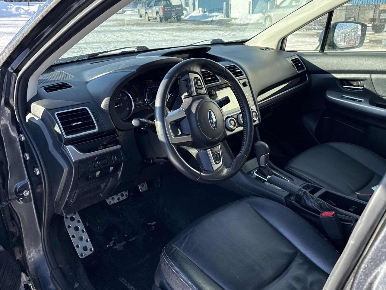 2016 Subaru Crosstrek 2.0i Limited Tech Pkg, AWD, LEATHER, SUNROOF, NAV! Photo12