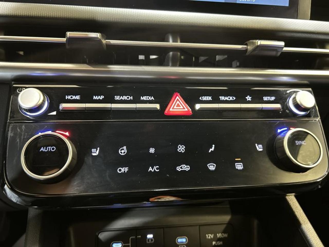 2025 Hyundai Santa Cruz PREFERRED AWD | NO ACCIDENTS Photo