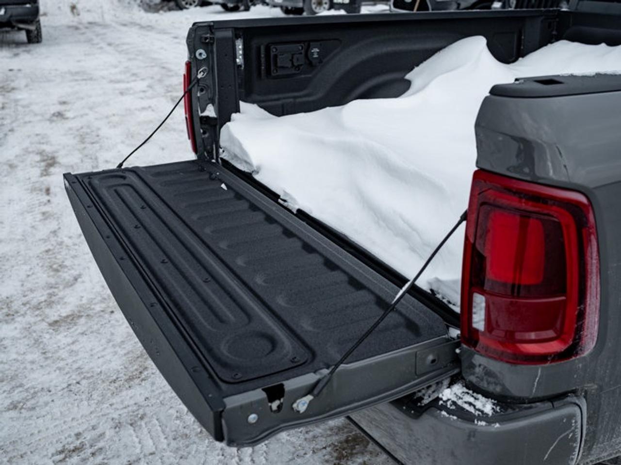 2026 RAM 3500 Big Horn Photo