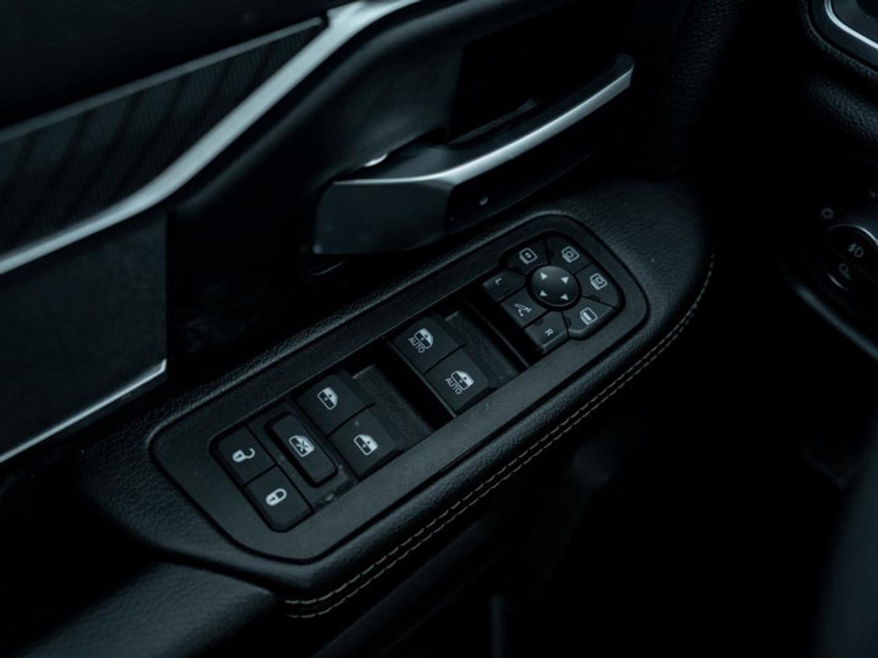 2026 RAM 3500 Big Horn Photo