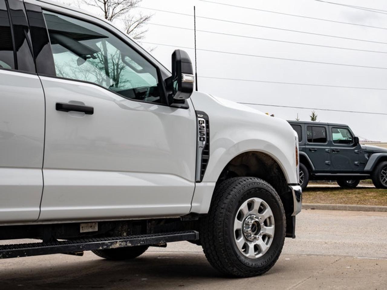 2024 Ford F-250 Super Duty SRW XLT Photo
