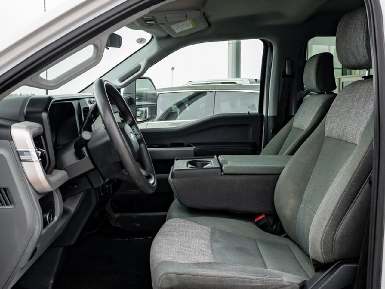 2024 Ford F-250 Super Duty SRW XLT Photo