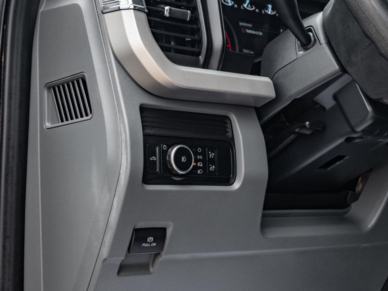 2024 Ford F-250 Super Duty SRW XLT Photo