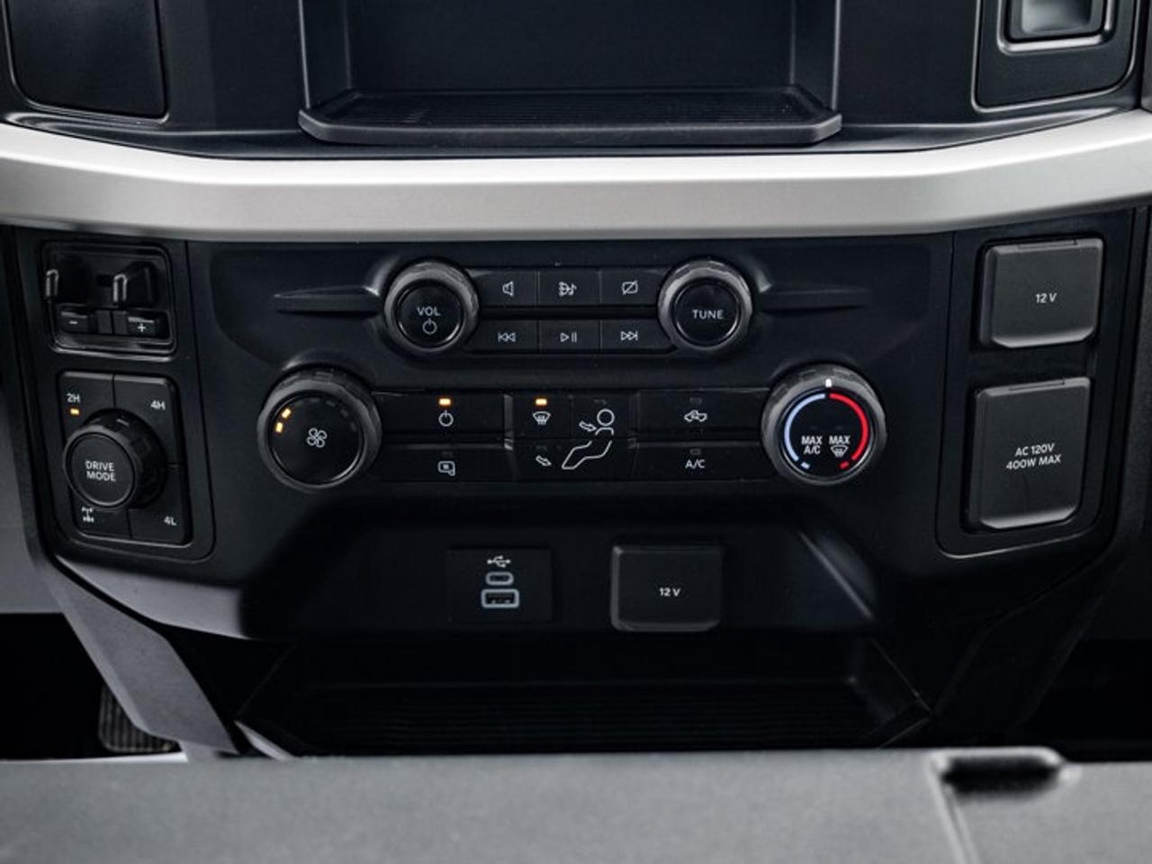 2024 Ford F-250 Super Duty SRW XLT Photo