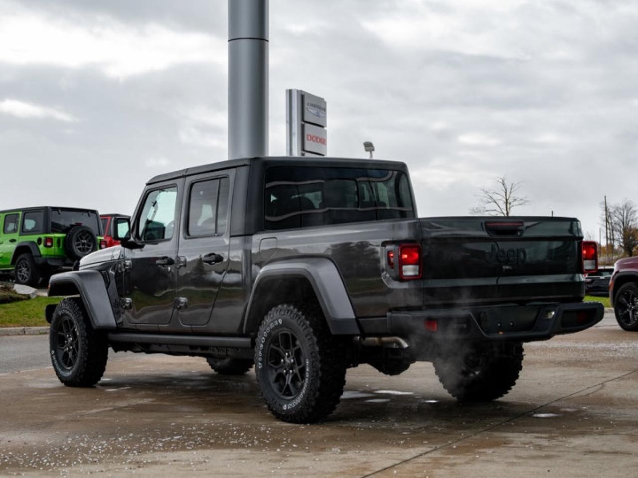 2026 Jeep Gladiator Willys Photo