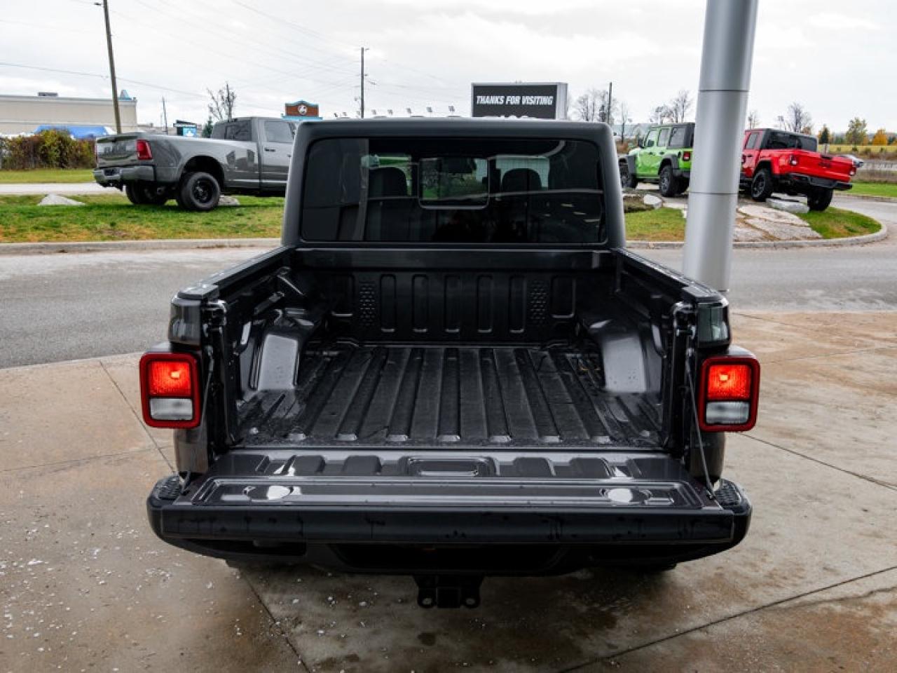 2026 Jeep Gladiator Willys Photo