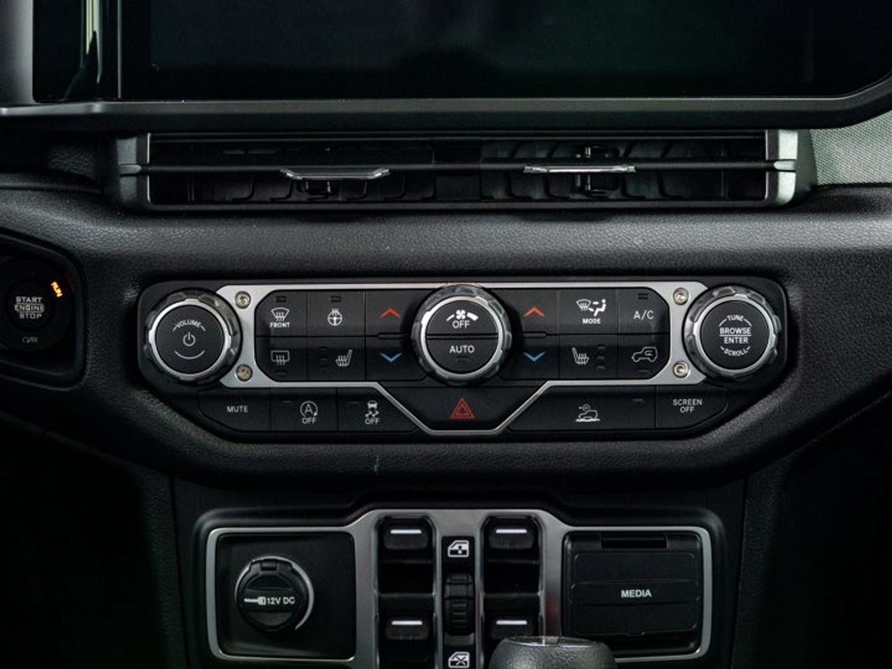 2026 Jeep Gladiator Willys Photo