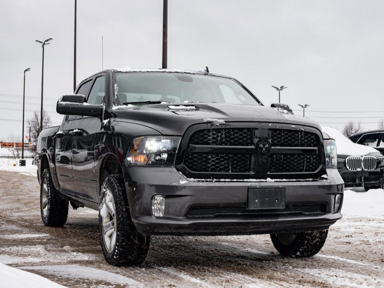 2023 RAM 1500 Classic EXPRESS Photo