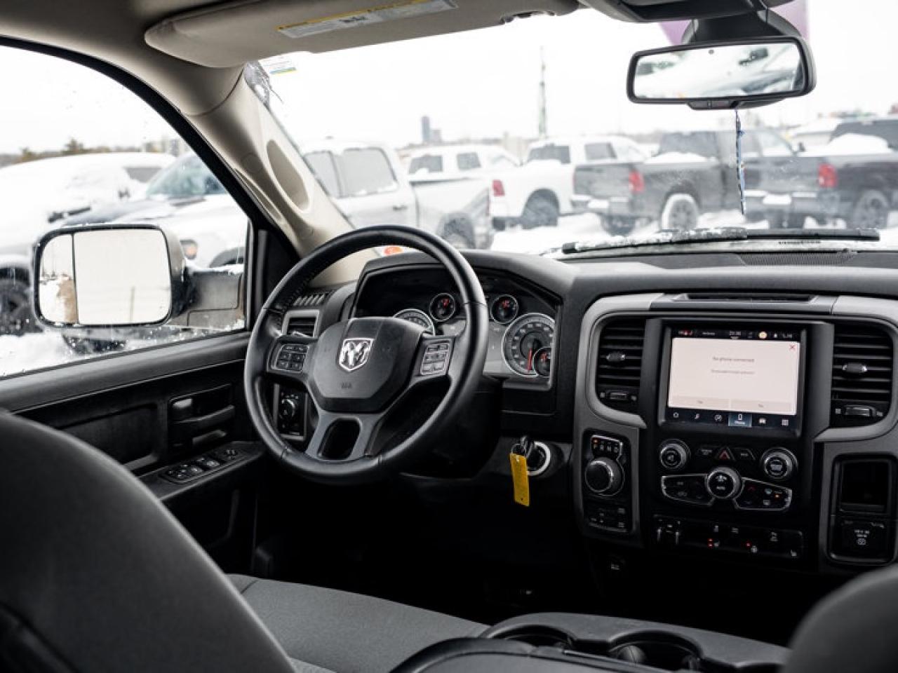 2023 RAM 1500 Classic EXPRESS Photo