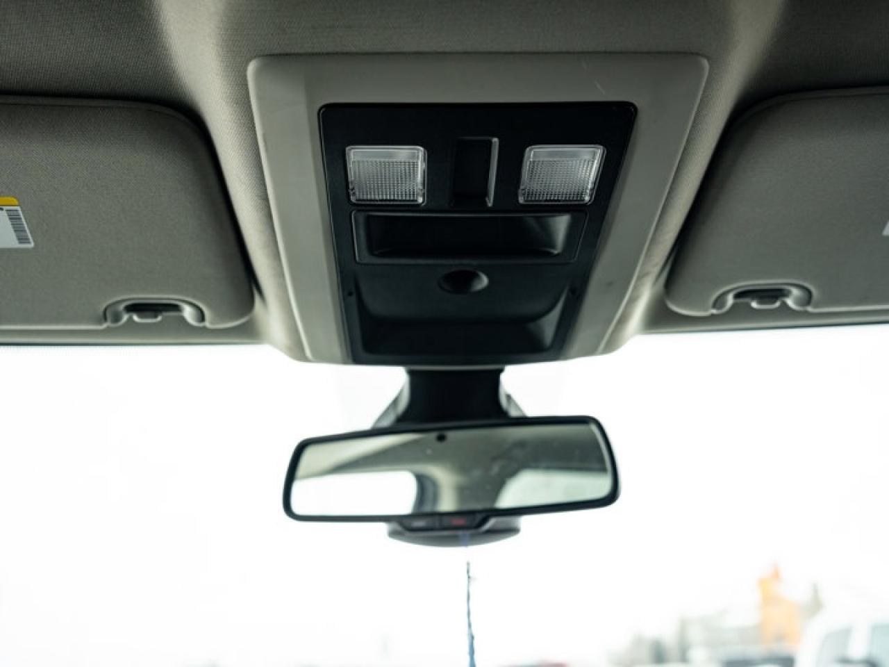 2023 RAM 1500 Classic EXPRESS Photo