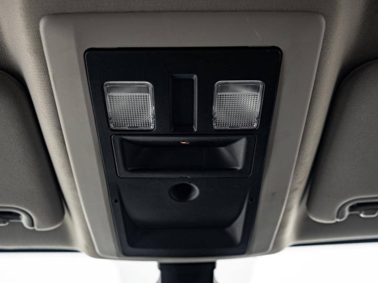 2023 RAM 1500 Classic EXPRESS Photo