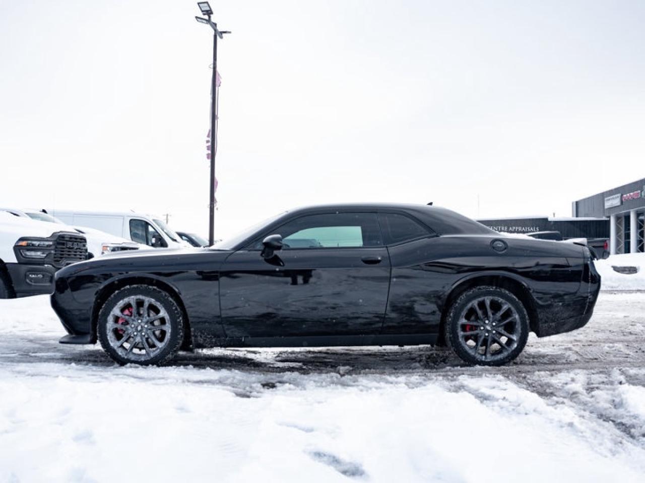 2023 Dodge Challenger GT Photo