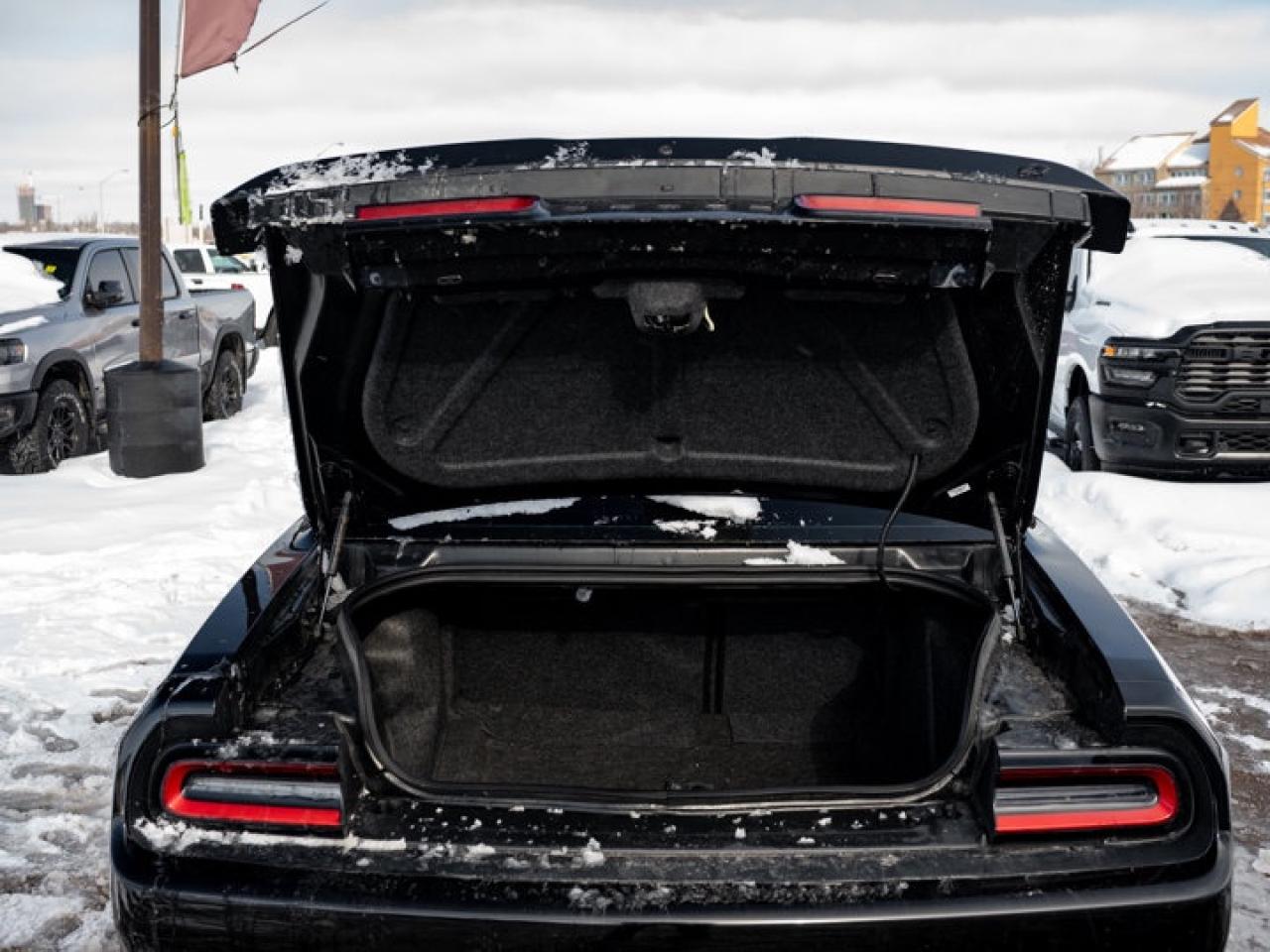 2023 Dodge Challenger GT Photo