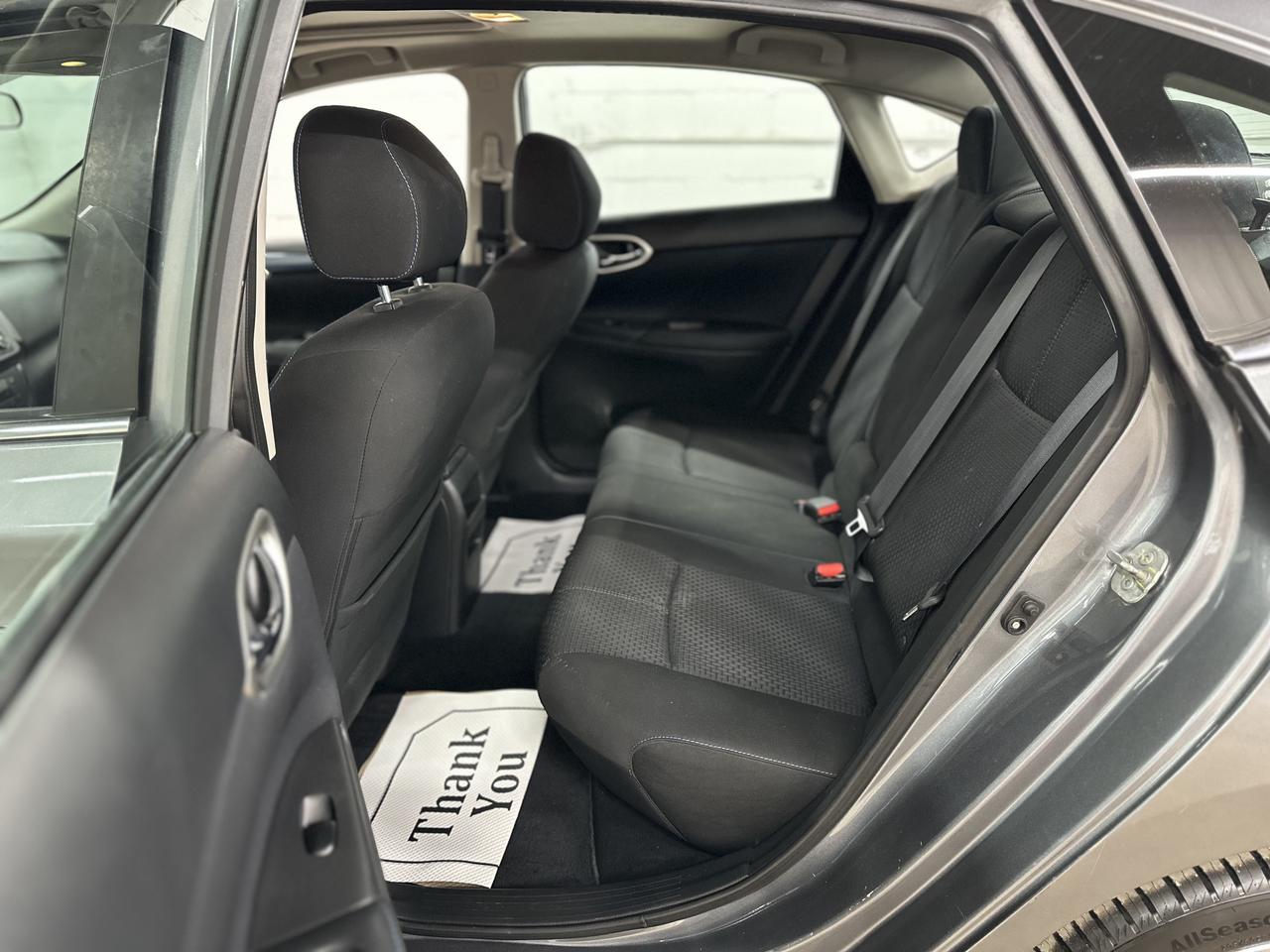 2018 Nissan Sentra SR Turbo | MANUAL | CLEAN CARFAX | SUNROOF Photo9