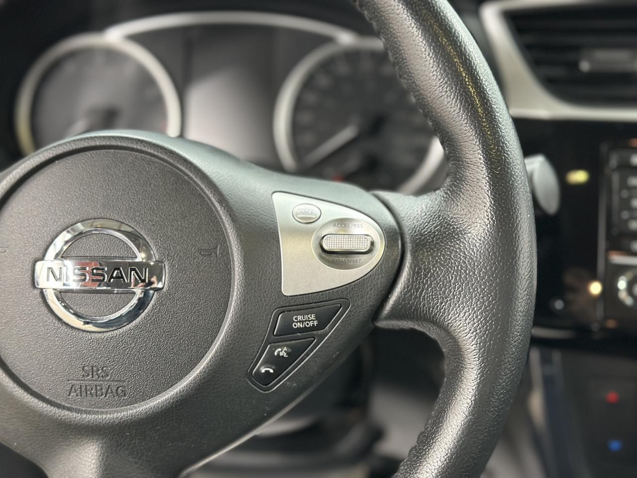 2018 Nissan Sentra SR Turbo | MANUAL | CLEAN CARFAX | SUNROOF Photo14