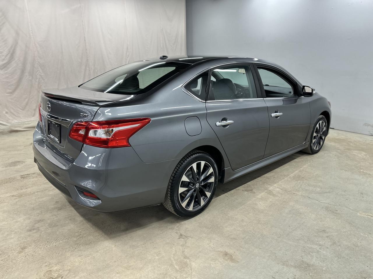 2018 Nissan Sentra SR Turbo | MANUAL | CLEAN CARFAX | SUNROOF Photo6