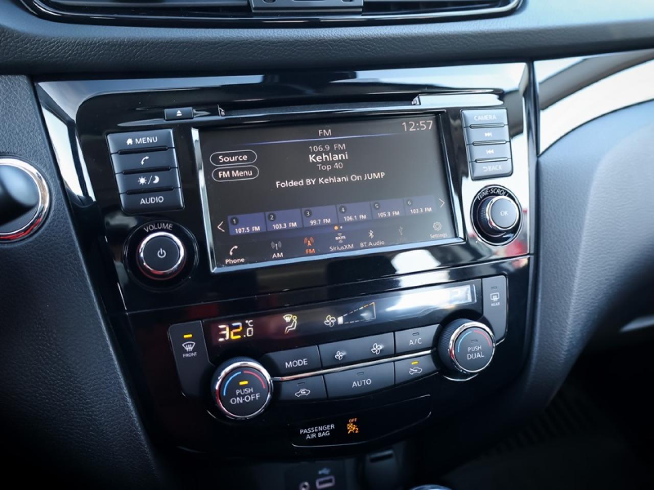 2020 Nissan Qashqai FWD SV  - Sunroof - $141 B/W Photo