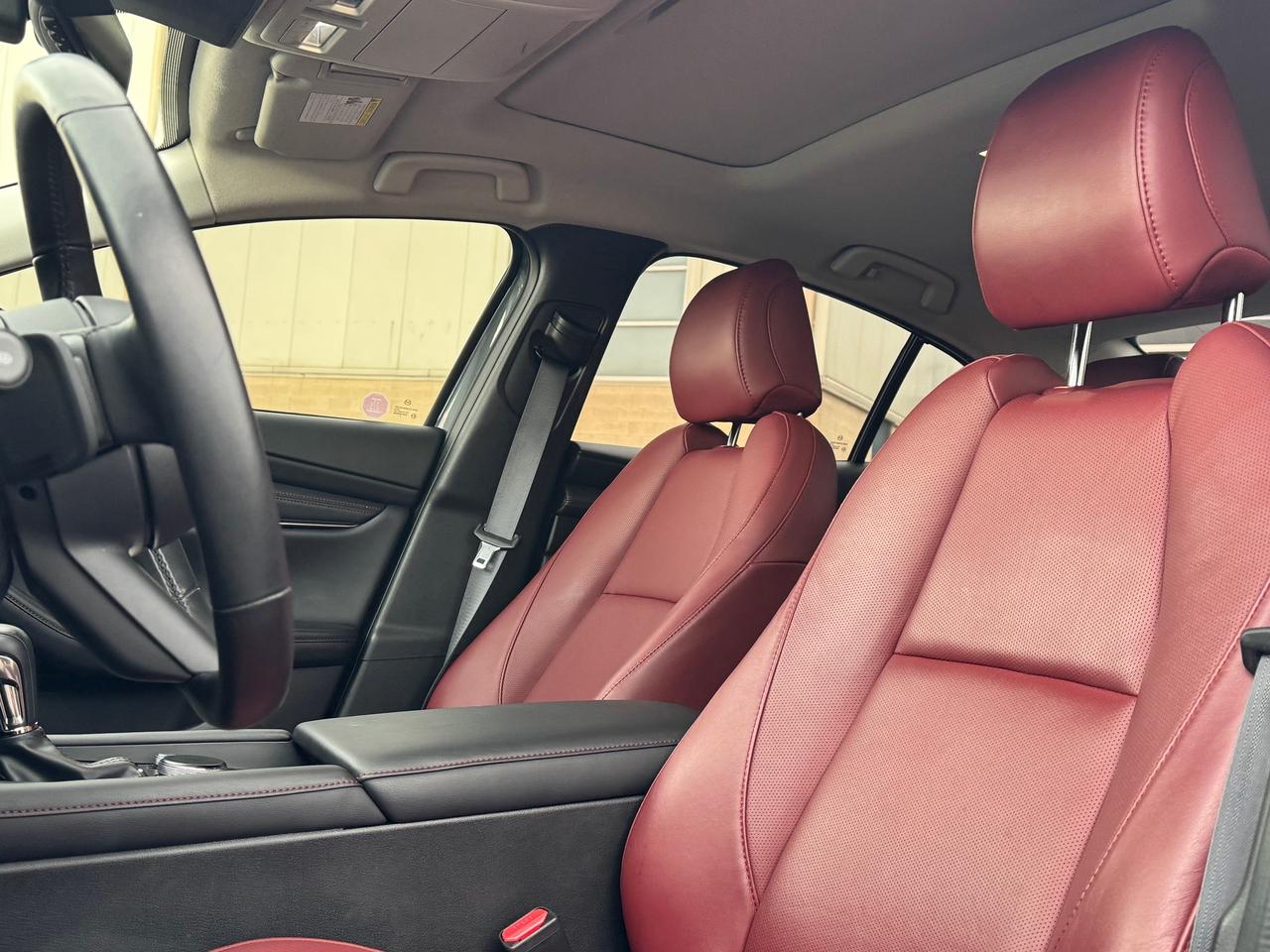 2023 Mazda MAZDA3 GT Auto FWD **ONE OWNER** Photo