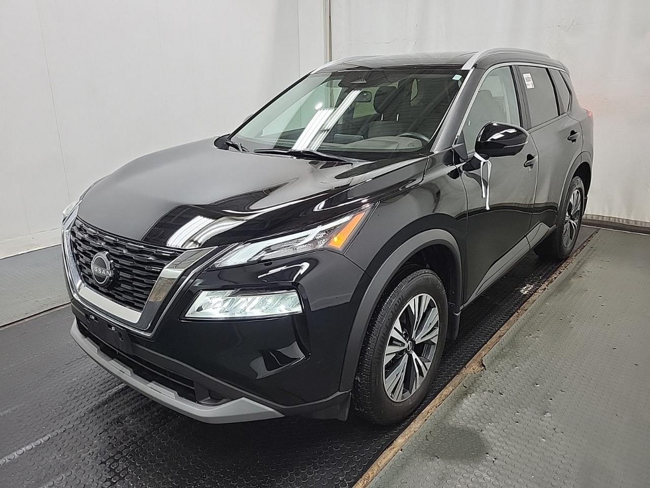 2023 Nissan Rogue SV MOONROOF Photo0