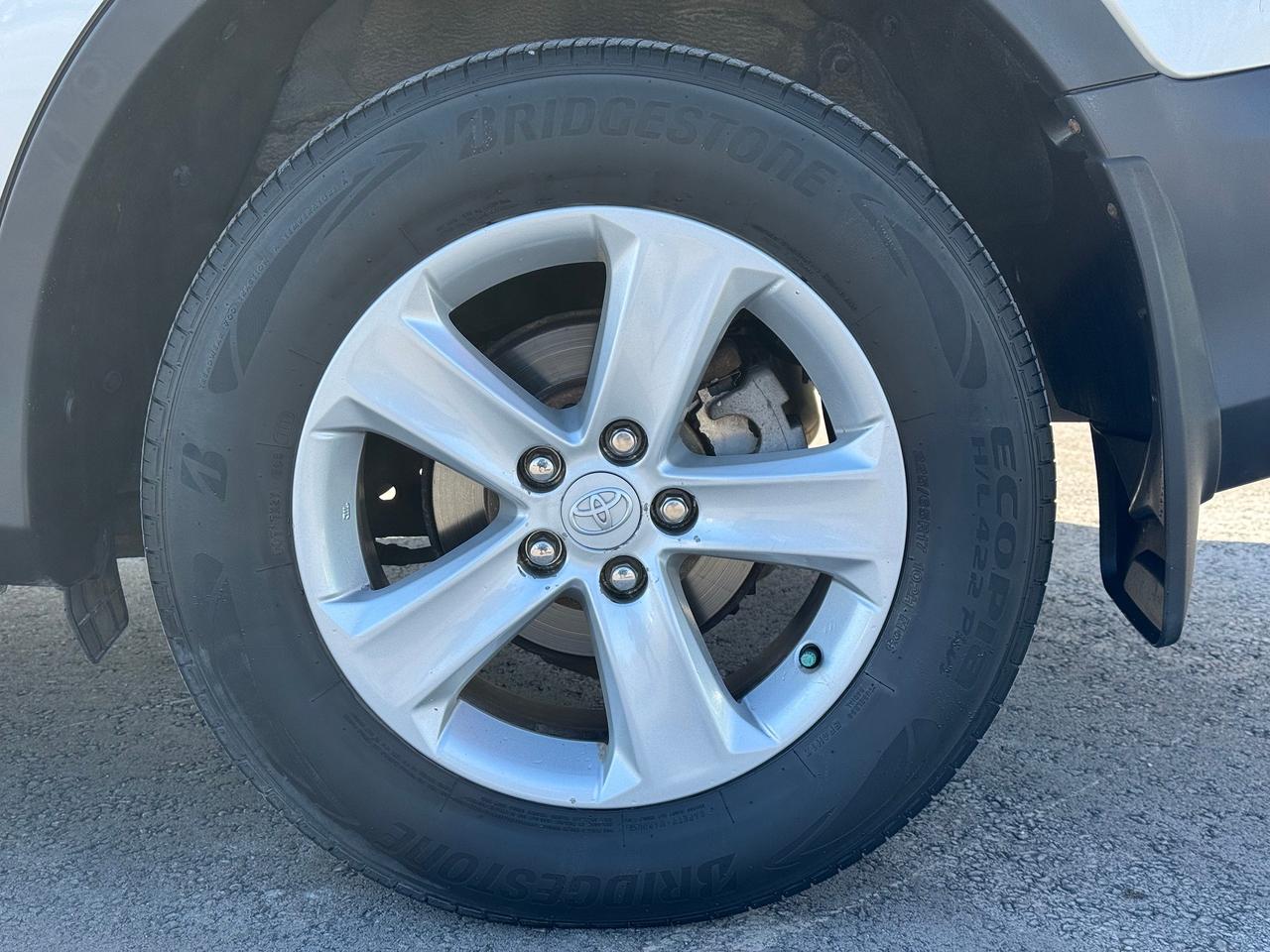 2014 Toyota RAV4 XLE **DEALER SERVICED** Photo