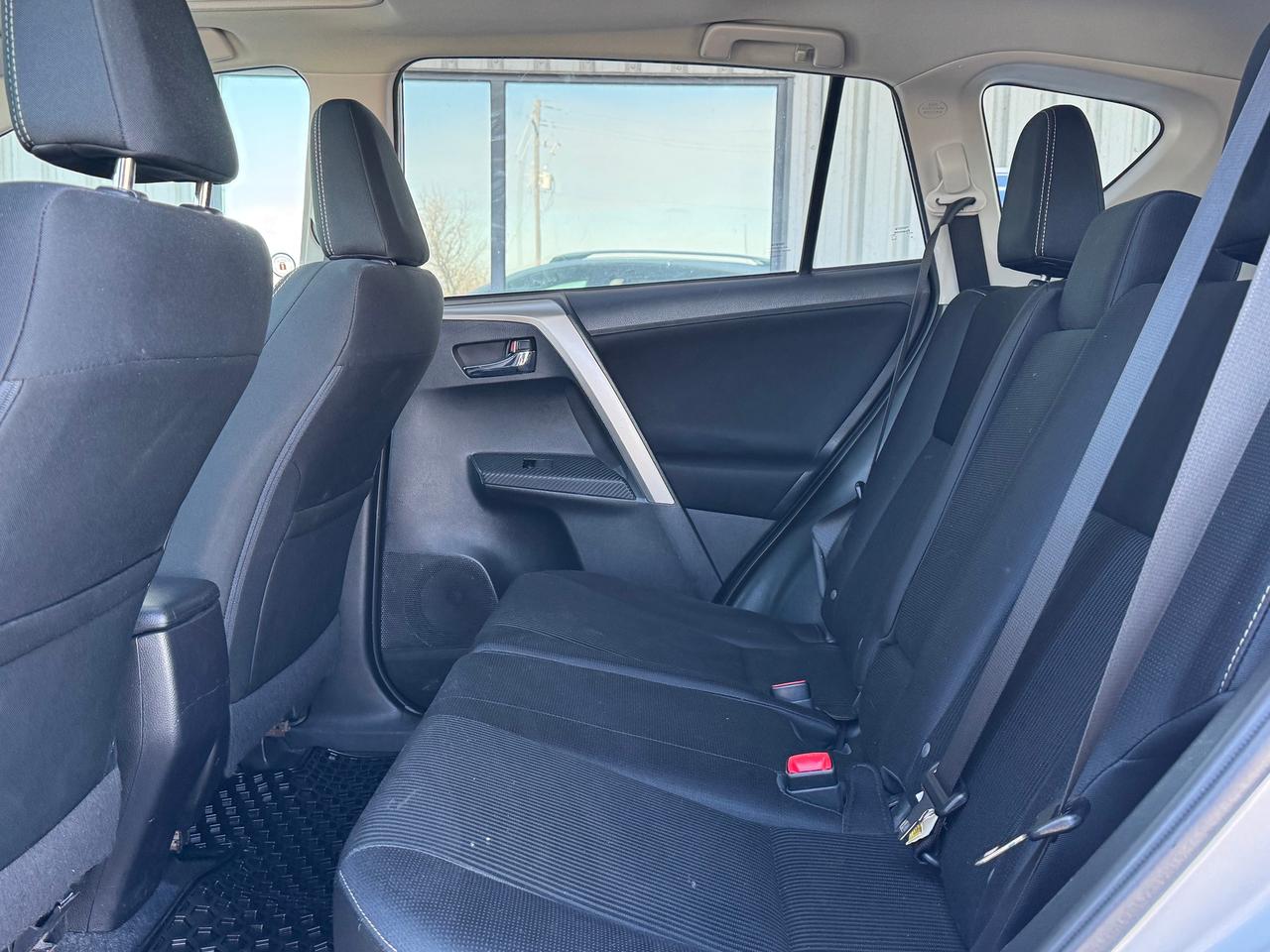 2014 Toyota RAV4 XLE **DEALER SERVICED** Photo