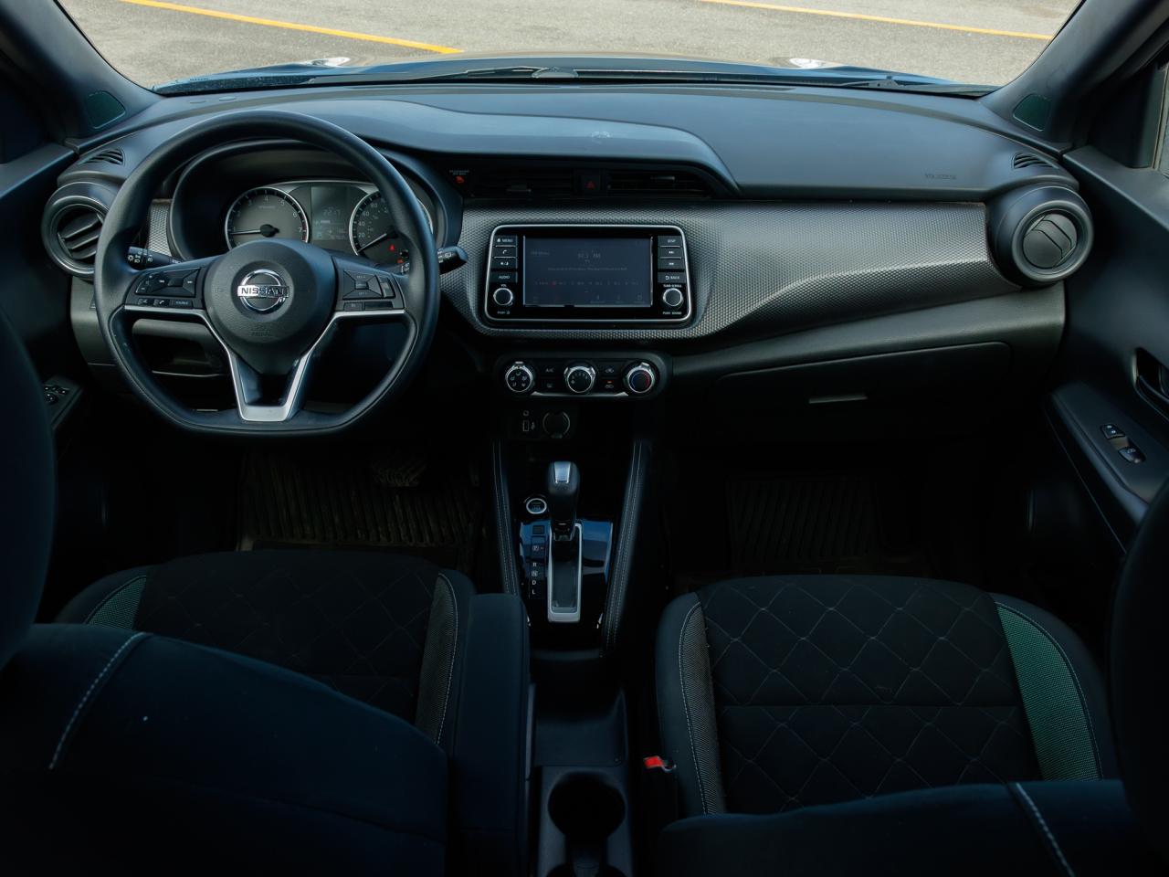 2019 Nissan Kicks SV| CLEAN CARFAX | NO ACCIDENTS| Photo