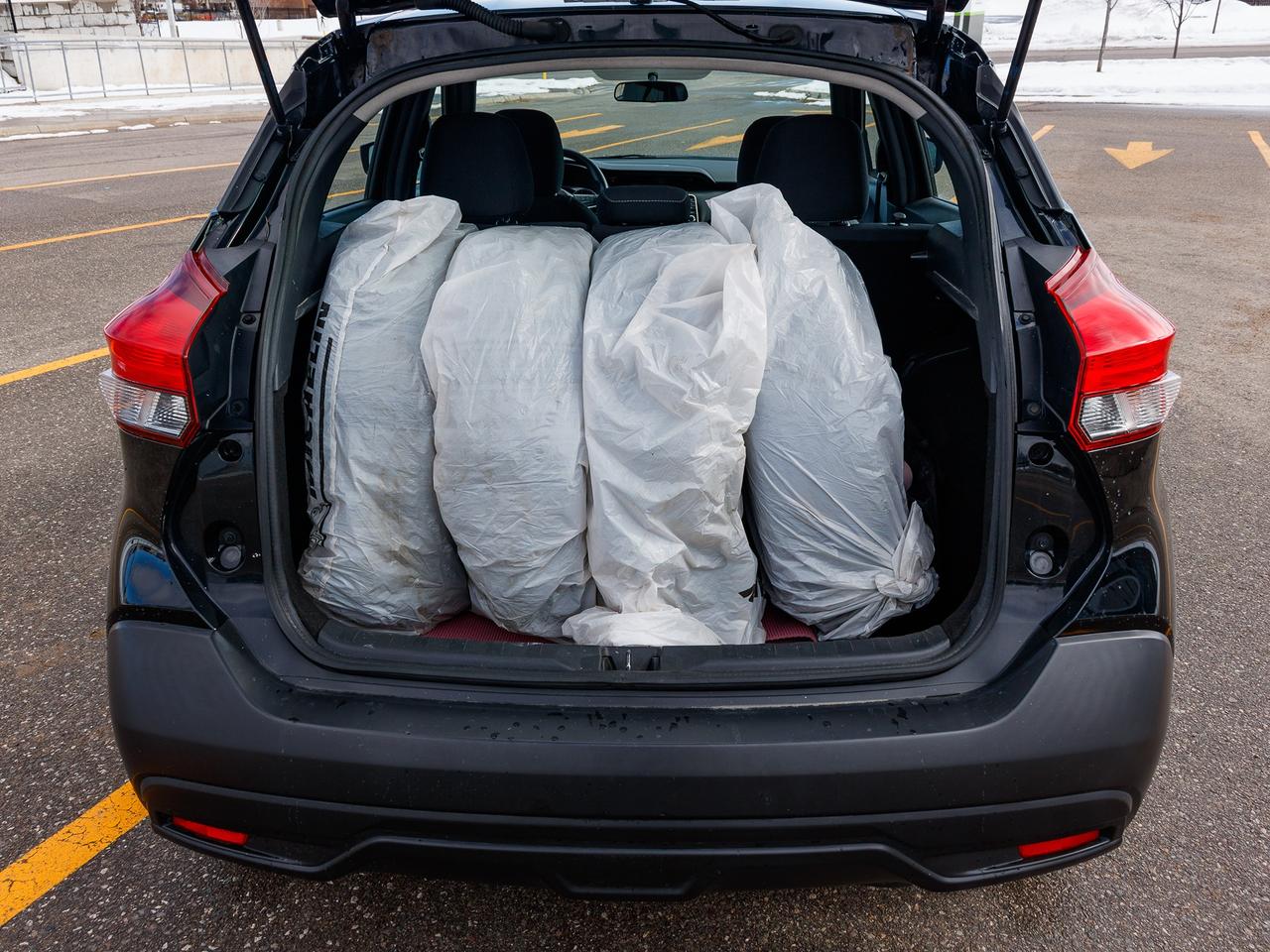 2019 Nissan Kicks SV| CLEAN CARFAX | NO ACCIDENTS| Photo