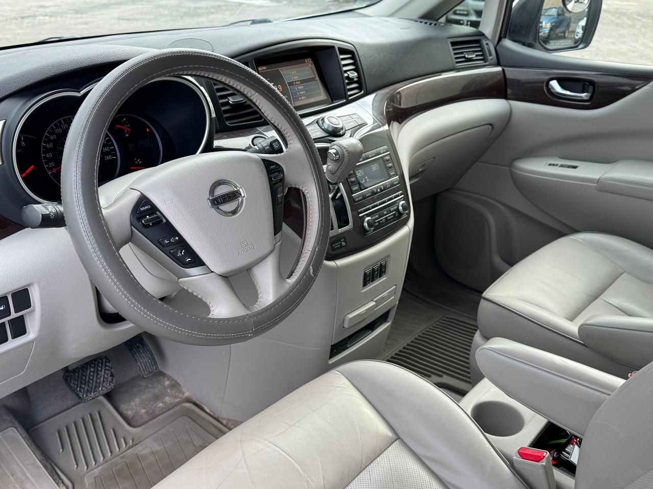 2012 Nissan Quest SL **LOW KM FOR YEAR** Photo