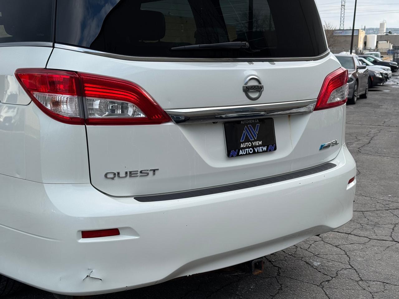 2012 Nissan Quest SL **LOW KM FOR YEAR** Photo