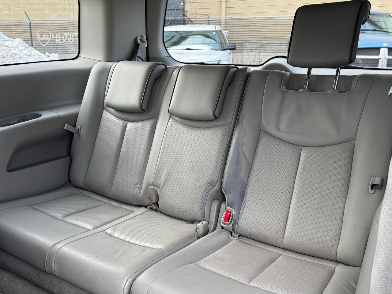 2012 Nissan Quest SL **LOW KM FOR YEAR** Photo