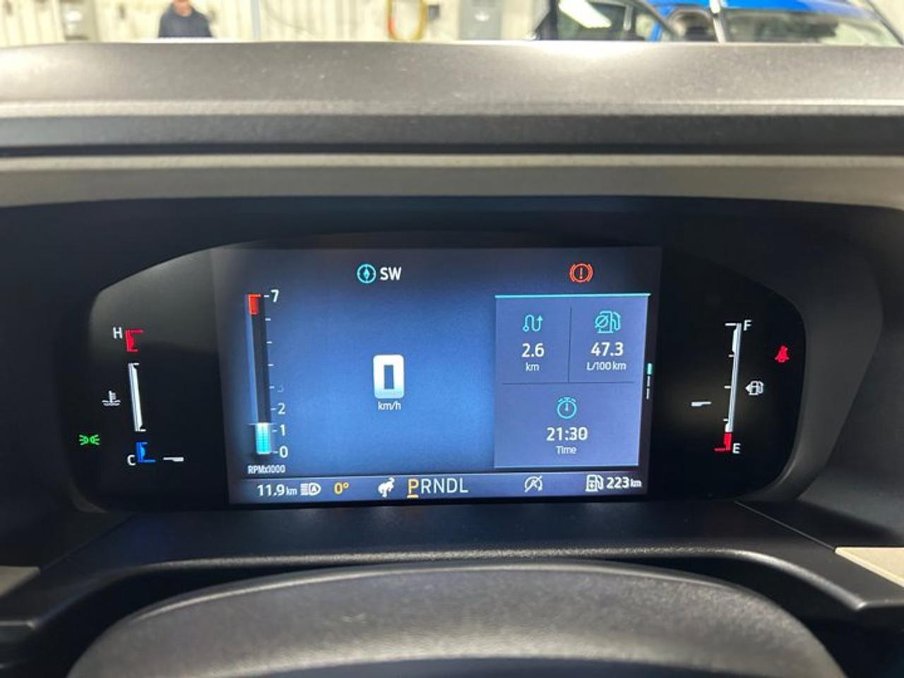 13656527