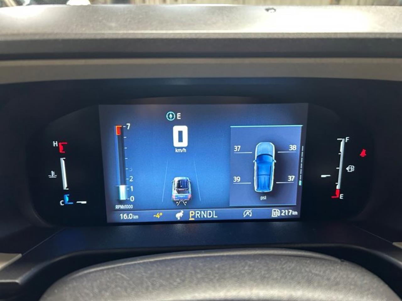 13656542