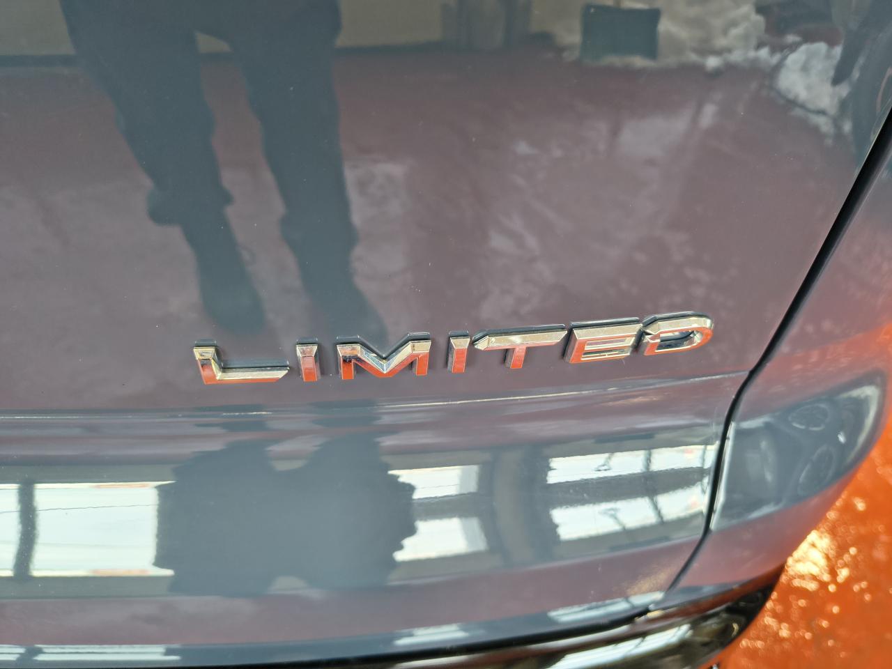 2025 Toyota Crown Signia Limited Photo0