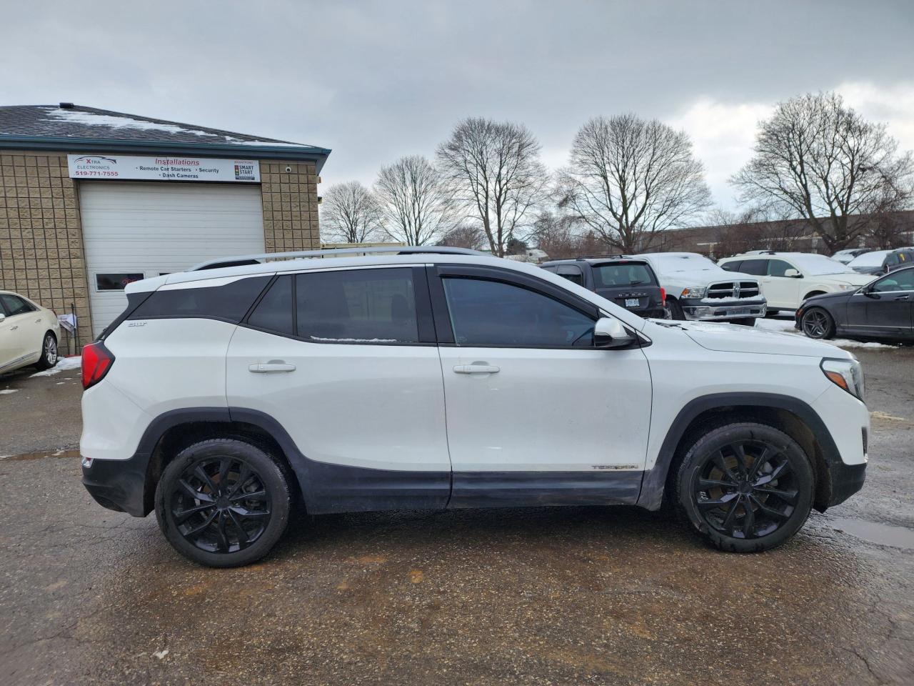2020 GMC Terrain SLT l Clean Carfax l AWD l Remote Start l Sunroof