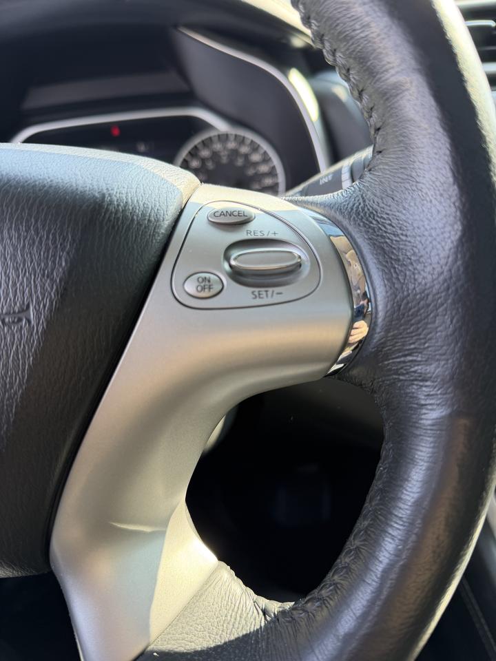 2018 Nissan Murano SV Photo