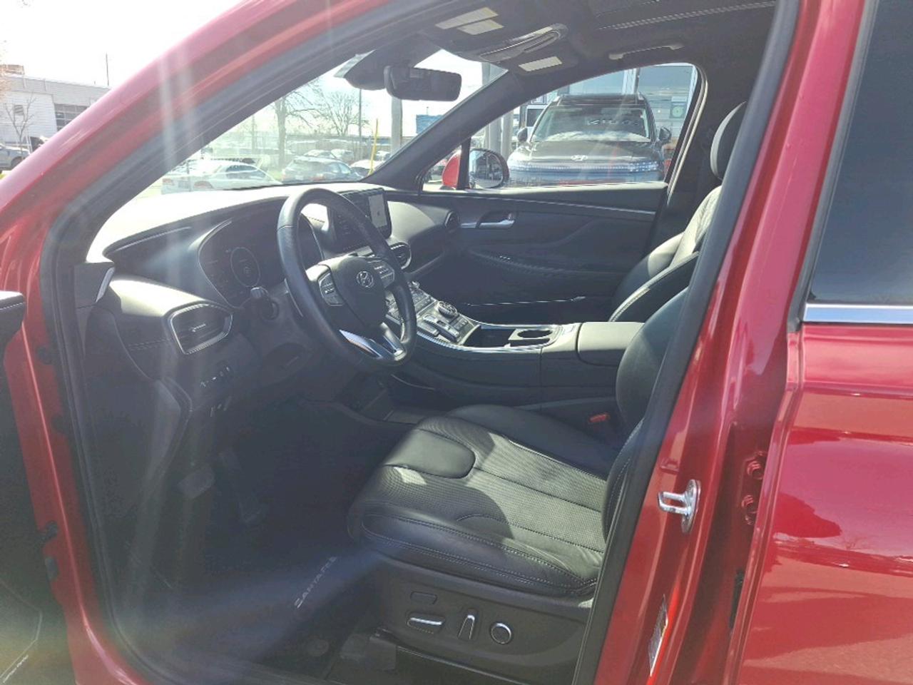 2022 Hyundai Santa Fe Ultimate Calligraphy Photo