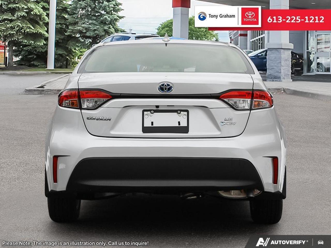 2025 Toyota Corolla Hybrid LE Photo