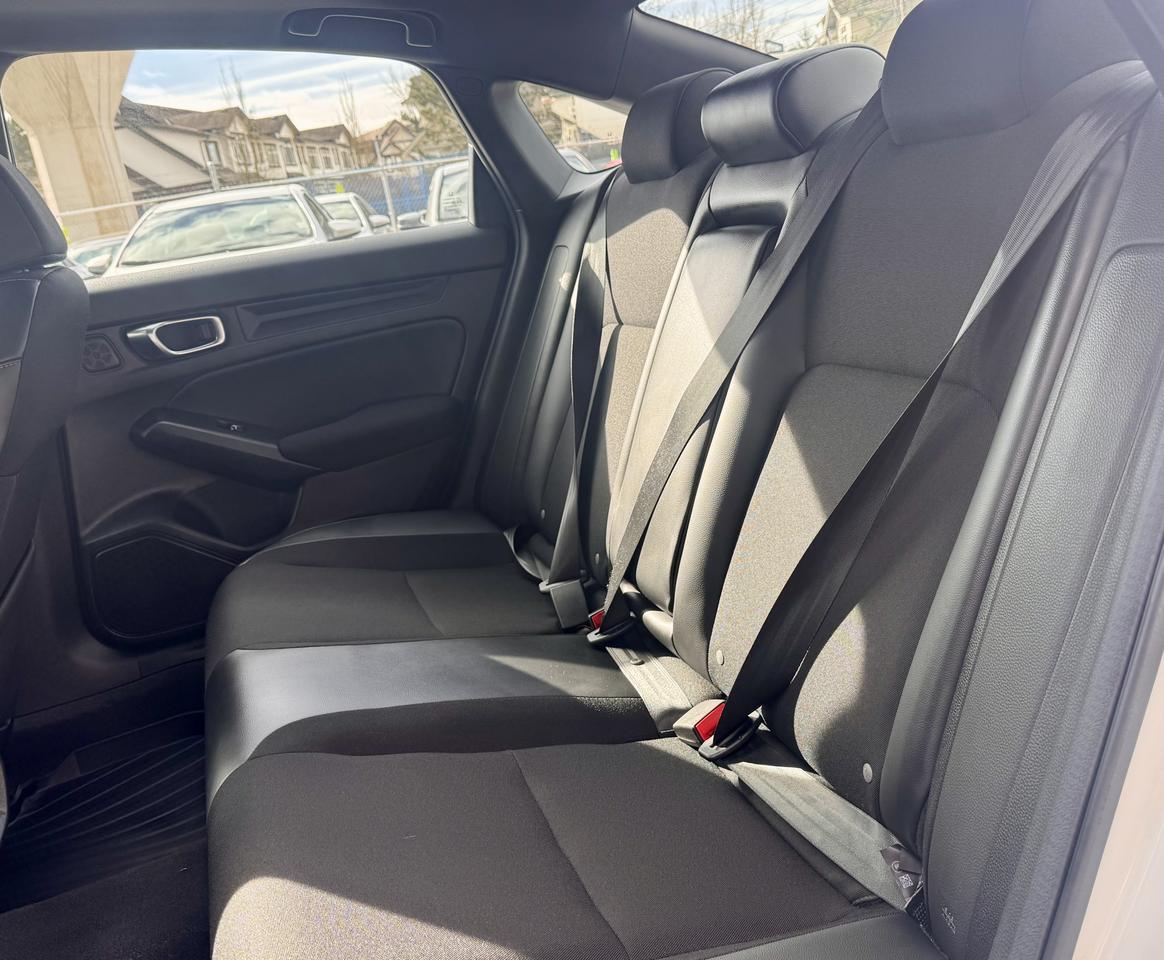 2024 Honda Civic FINANCING AVAILABLE Photo15
