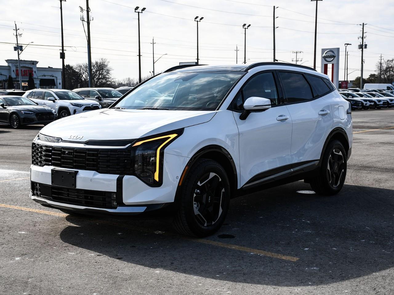 2026 Kia Sportage Hybrid SX w/Red Interior 2026 Kia Sportage Hybrid – SX Photo2