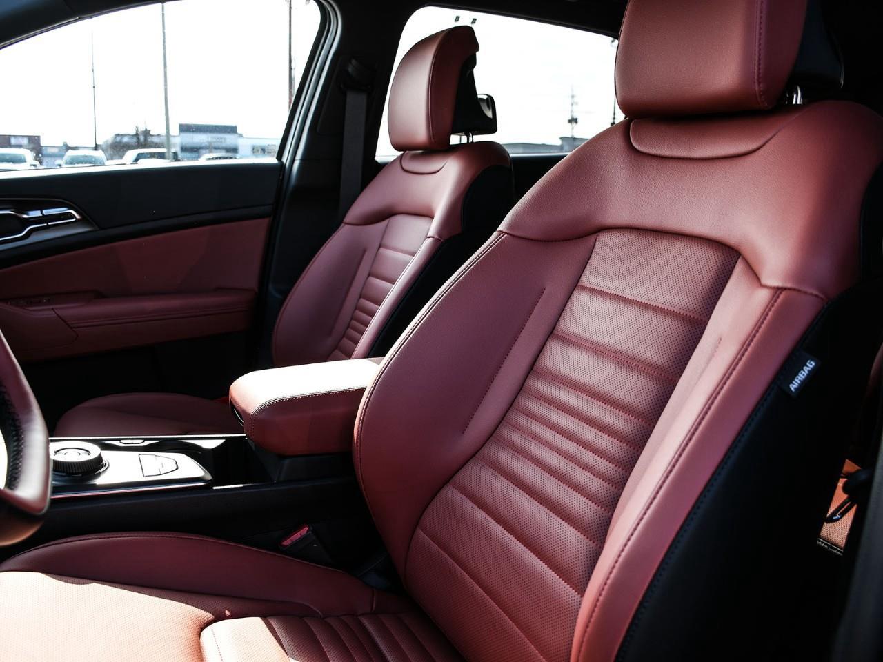 2026 Kia Sportage Hybrid SX w/Red Interior 2026 Kia Sportage Hybrid – SX Photo