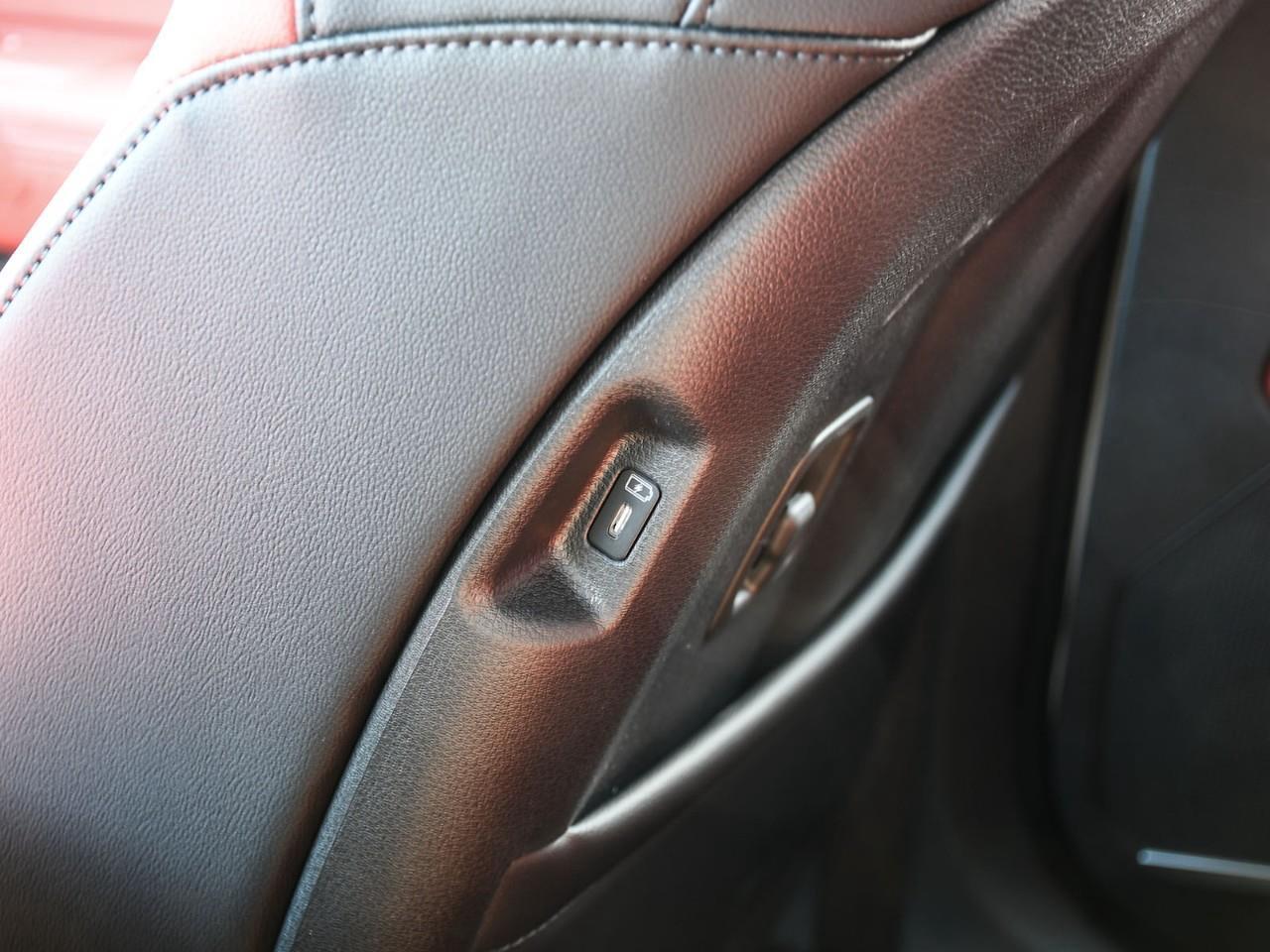 2026 Kia Sportage Hybrid SX w/Red Interior 2026 Kia Sportage Hybrid – SX Photo