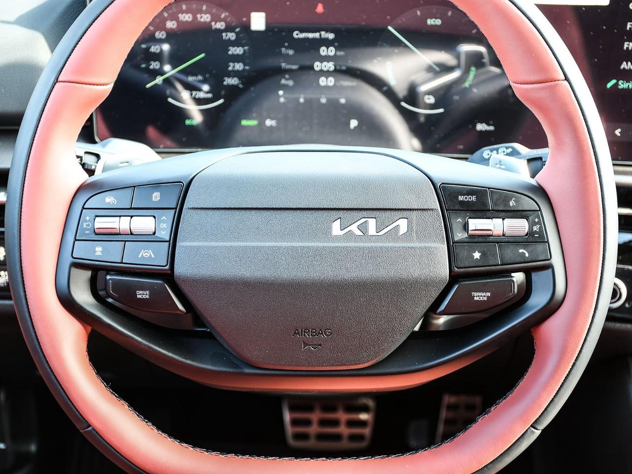 2026 Kia Sportage Hybrid SX w/Red Interior 2026 Kia Sportage Hybrid – SX Photo