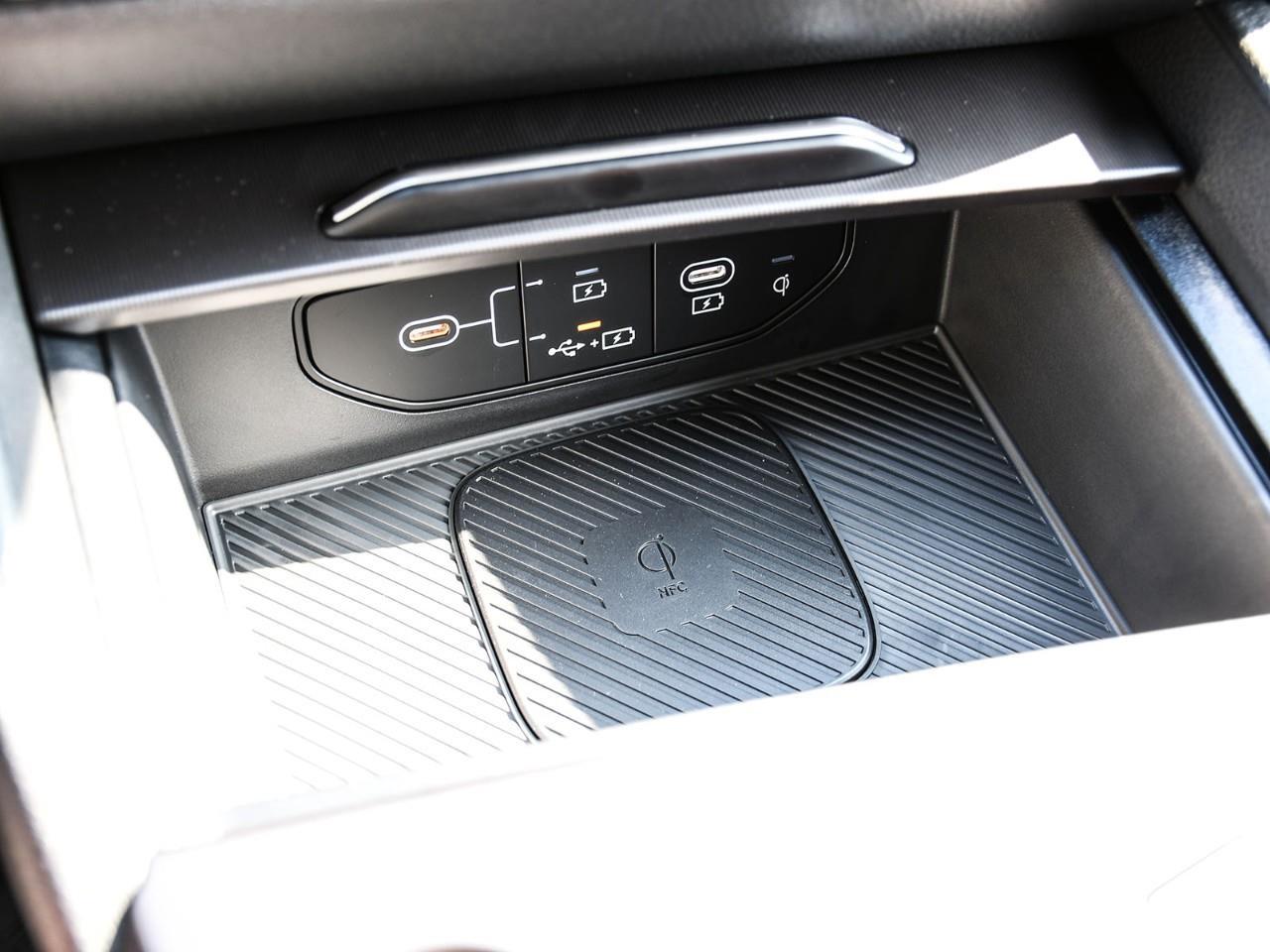 2026 Kia Sportage Hybrid SX w/Red Interior 2026 Kia Sportage Hybrid – SX Photo