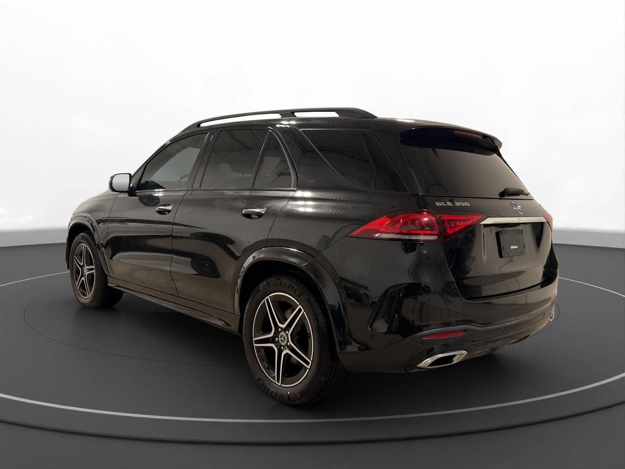 2021 Mercedes-Benz GLE GLE 350 4MATIC SUV Photo