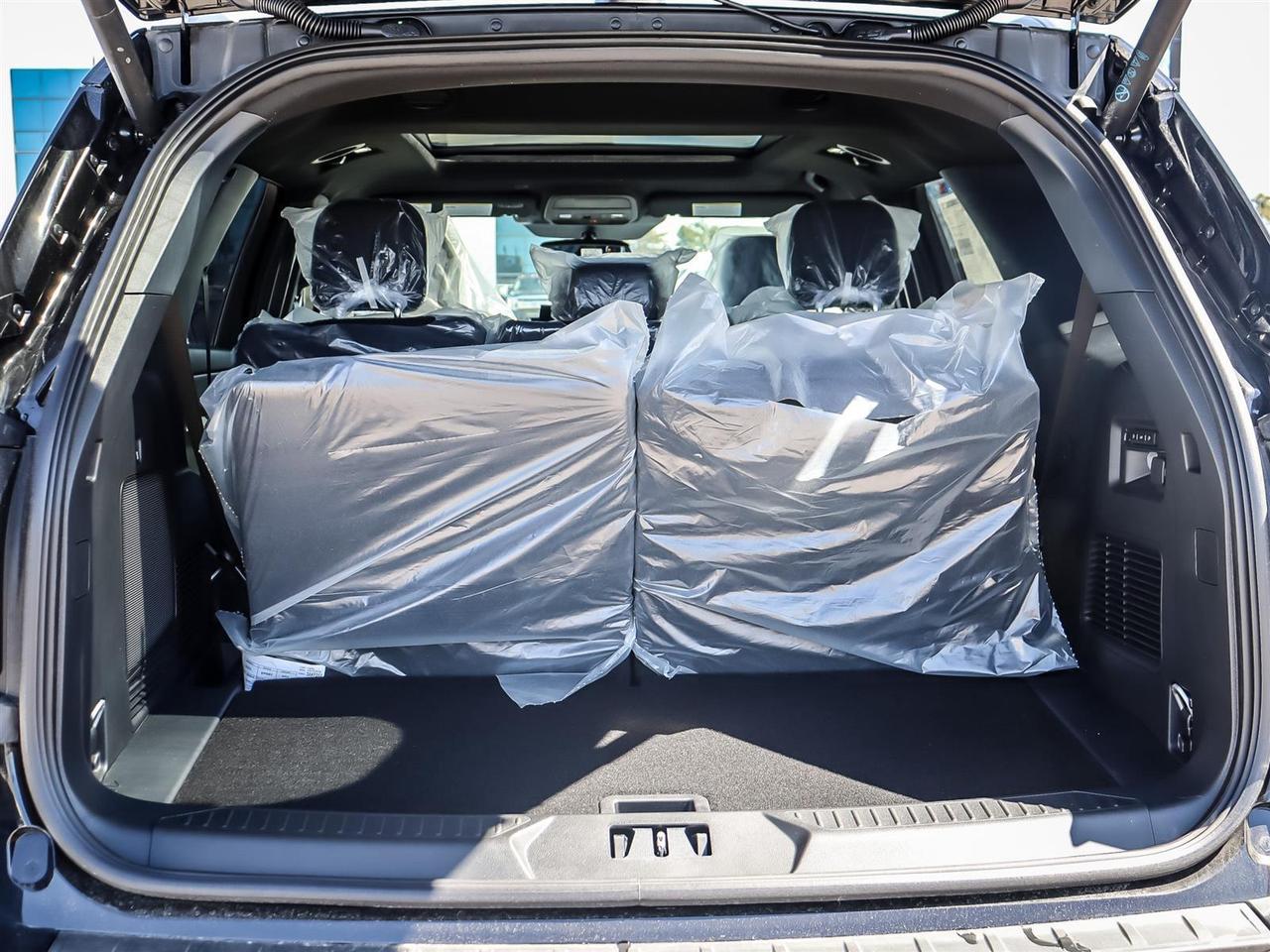 2026 Ford Explorer ST Photo