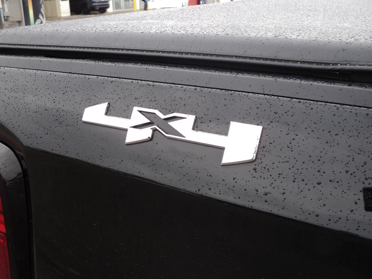 2024 GMC Sierra 1500 Pro  CrewCab 4WD 2.7L4cylGas 5'10"Box BackUpCam Photo